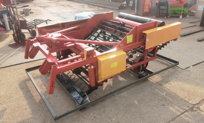 Peanut Harvesting Machine